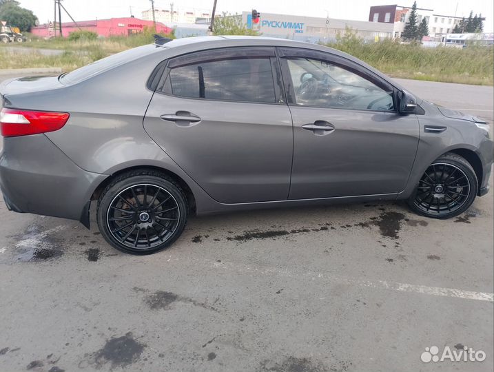 Kia Rio 1.6 AT, 2013, 172 000 км