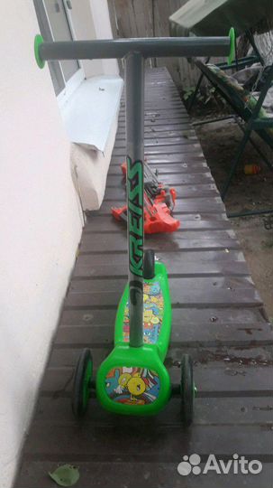 Трехколесный самокат