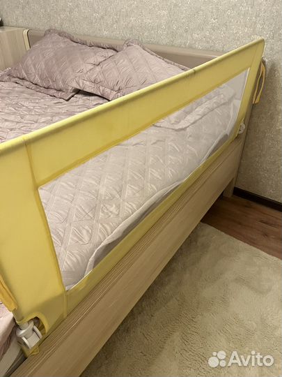 Защитный бортик для кровати 145