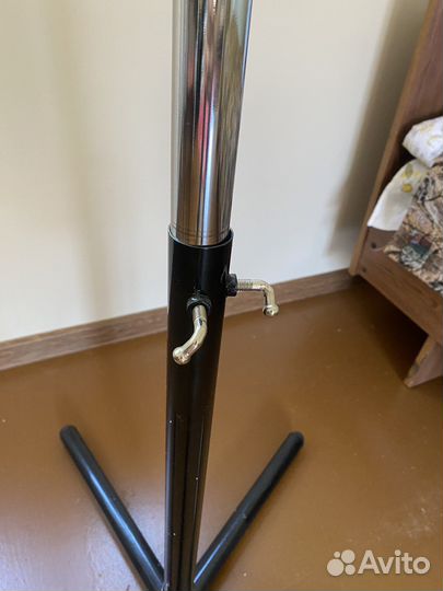 Вешалка напольная