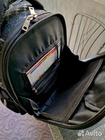 Школьный рюкзак