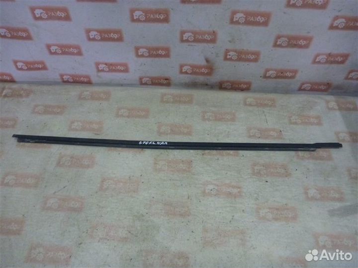 Уплотнитель стекла двери бархотка передний левый