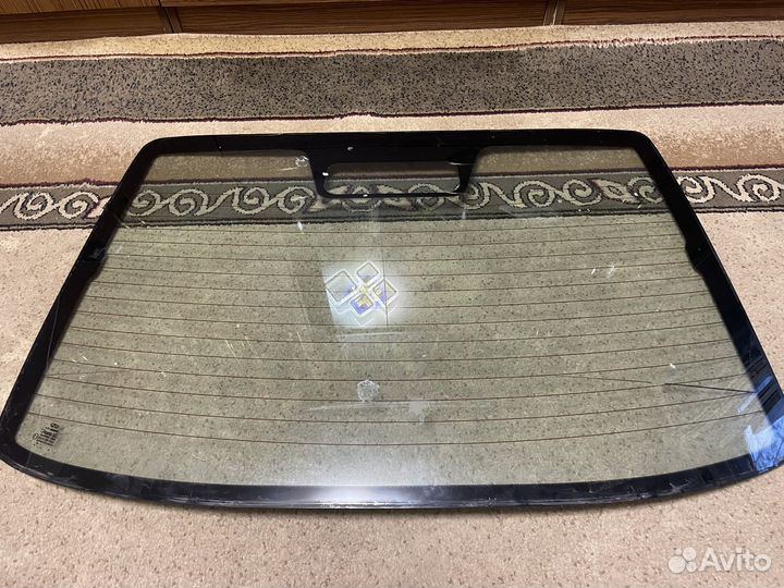 Заднее стекло chery amulet A 15