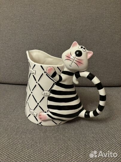 Кувшин котик