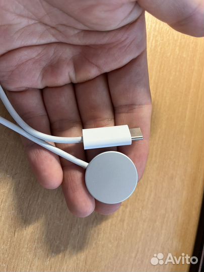 Оригинальное зарядное устройство для Apple Watch