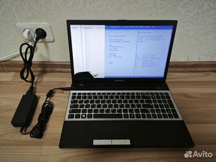 Ноутбук Samsung NP305V5A