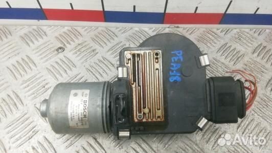 Мотор стеклоочистителя лобового стекла volkswagen