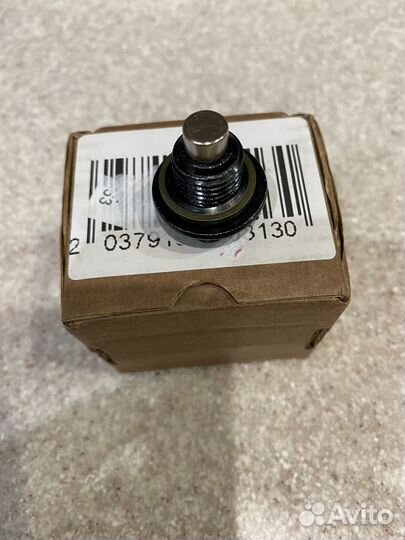 Пробка поддона картера двигателя