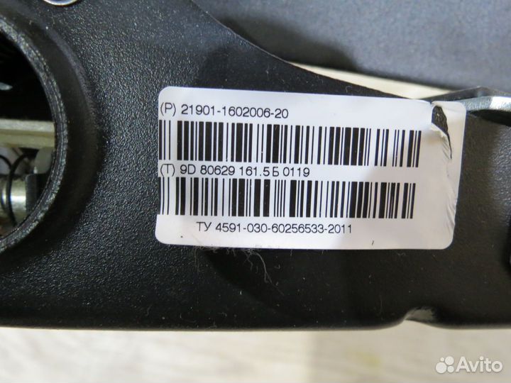 Педаль сцепления тормоза в сборе LADA Priora