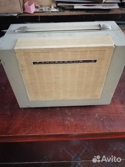 Проигрыватель виниловых пластинок