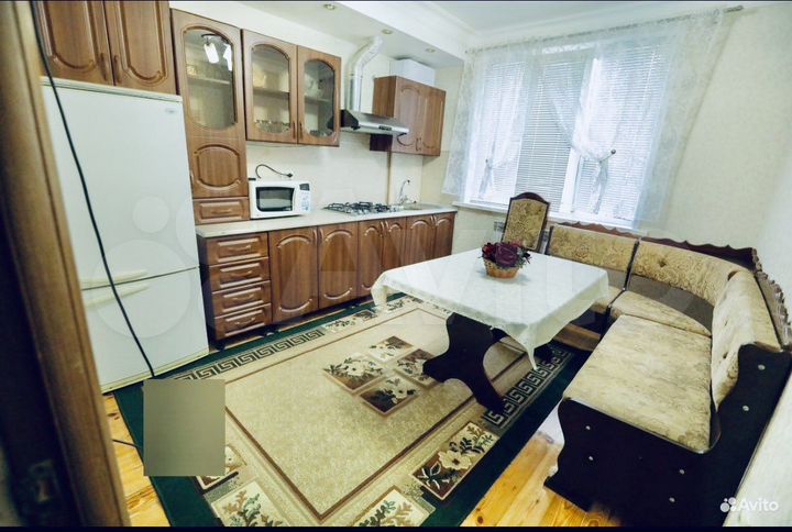 2-к. квартира, 65 м², 1/5 эт.