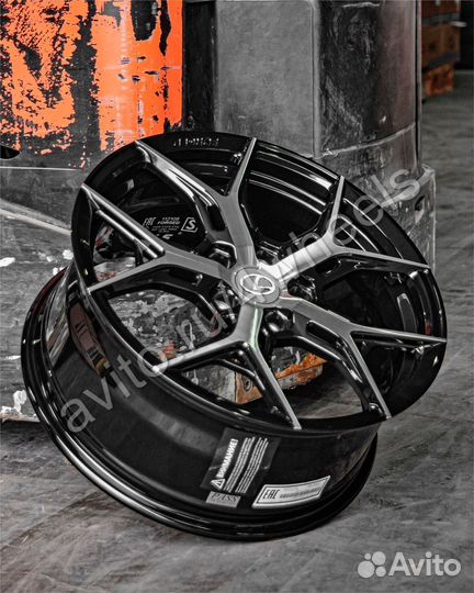 Кованые диски Lexus RX R19 наличие