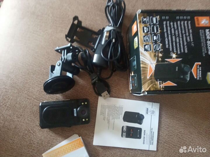 Видеорегистратор для автомобиляDR 803HD