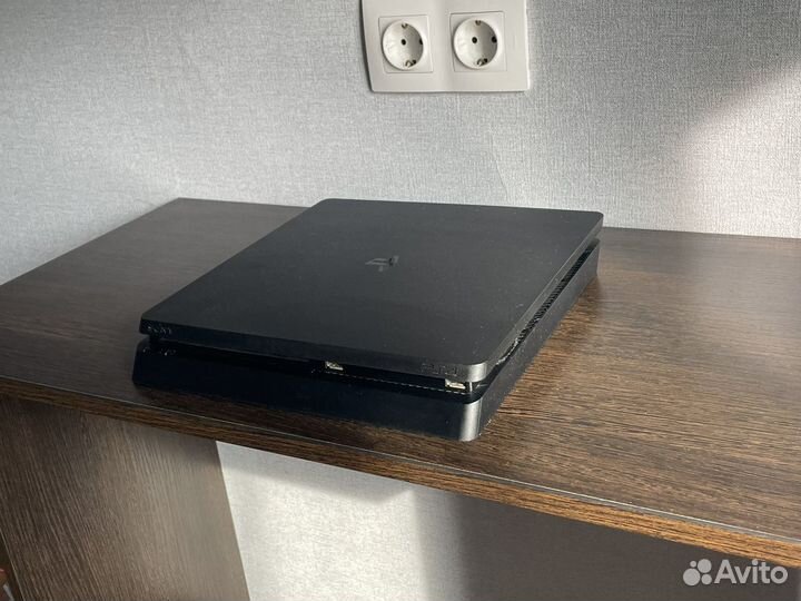 Sony PS4 slim 1tb