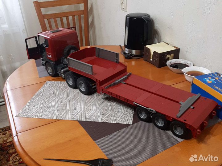 Игрушки машина большая