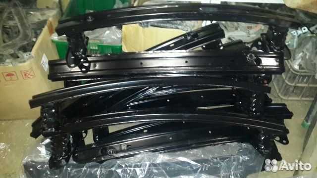 Усилитель передний Hyudnai Solaris Хендай Солярис