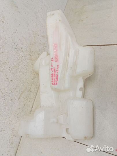 Бачок омывателя Ниссан