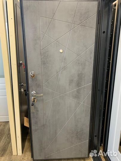 Входные и межкомнатные двери