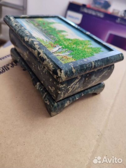 Шкатулка из натурального камня