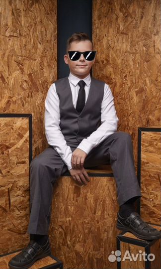 Жилетка, брюки школьные для мальчика