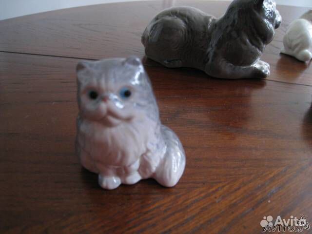 Фарфоровые статуэтки 