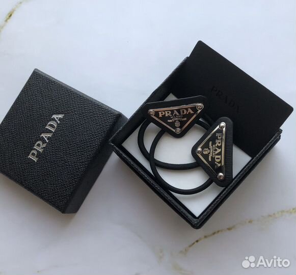 Резинка для волос Prada