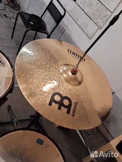 Тарелка Meinl Classics Custom 22 PowerFull Ride