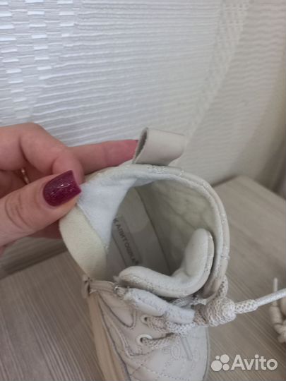 Ботинки демисезонные для девочки 22 размер
