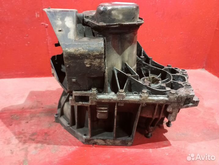 Форд Фокус 1 коробка передач МКПП 1.8 трещина