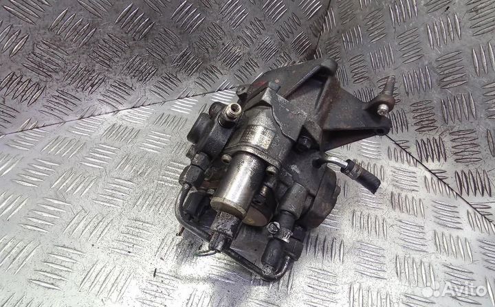 Насос топливный (тнвд) Mitsubishi Montero/Pajero