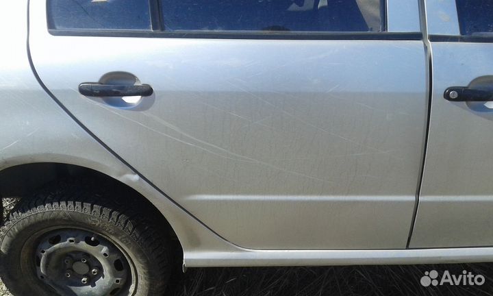 Шкода фабия дверь правая задняя