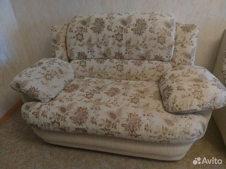 Диван и кресло Потютков