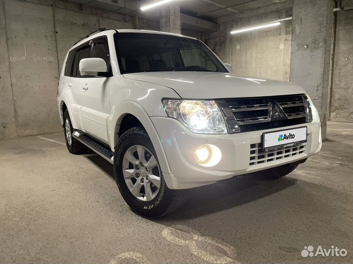 Mitsubishi Pajero 3.0 AT, 2011, 110 300 км