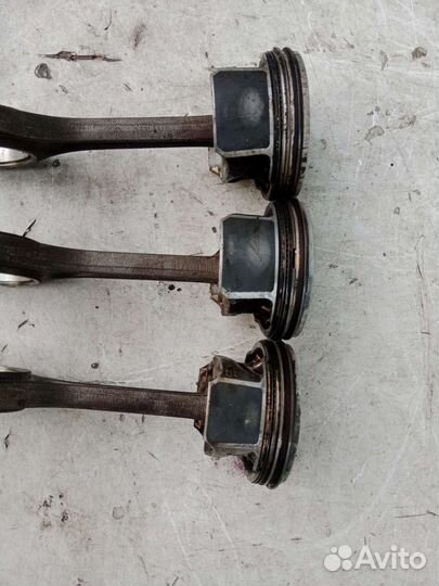 Поршень с шатуном Polo Rapid Octavia A7 1.6