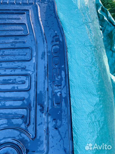 Комплект ковриков Lexus Ct200H