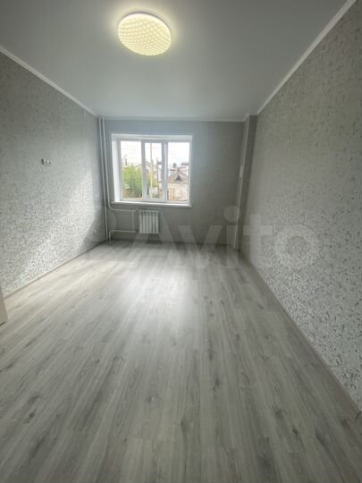 3-к. квартира, 65 м², 1/3 эт.