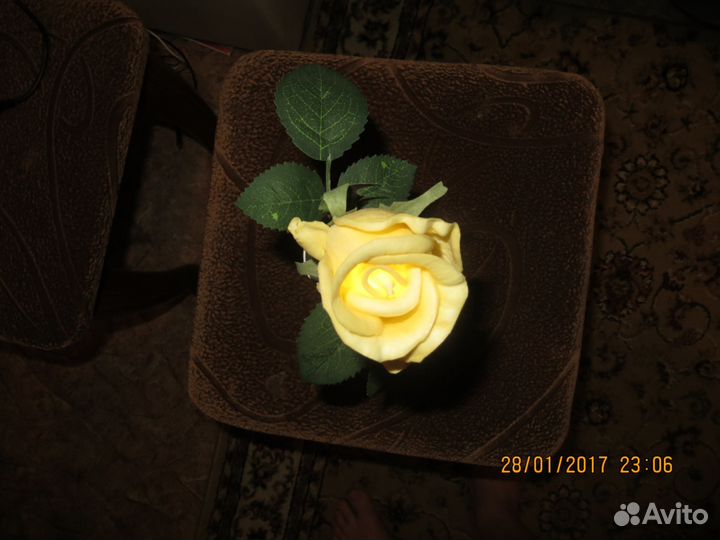 Продам светящуюся розу В темноте. В отличном состо