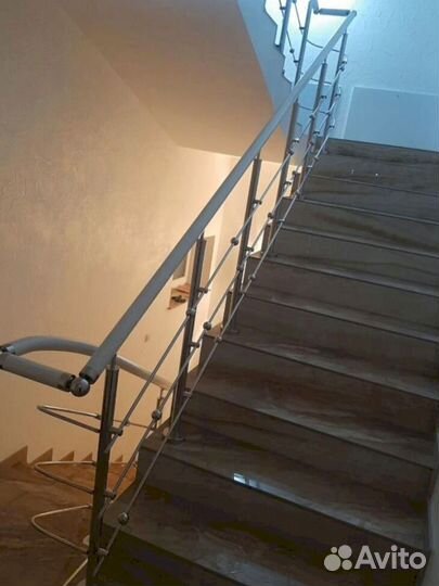 Перила в частный дом из нержавеющей стали