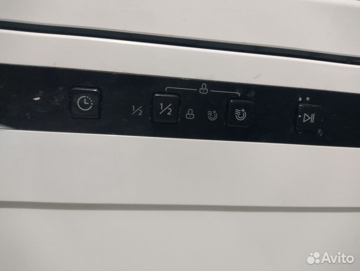 Посудомоечная машина Weissgauff DW 6016 D белый