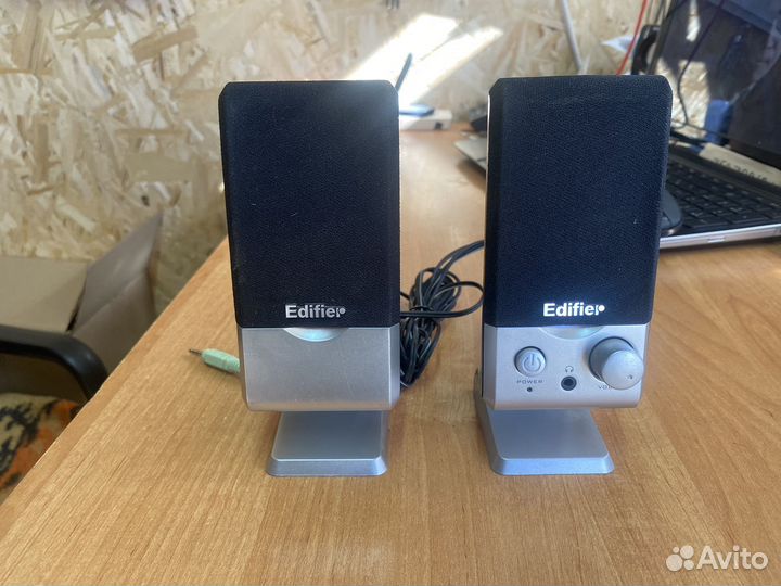 Колонки Edifier M1250