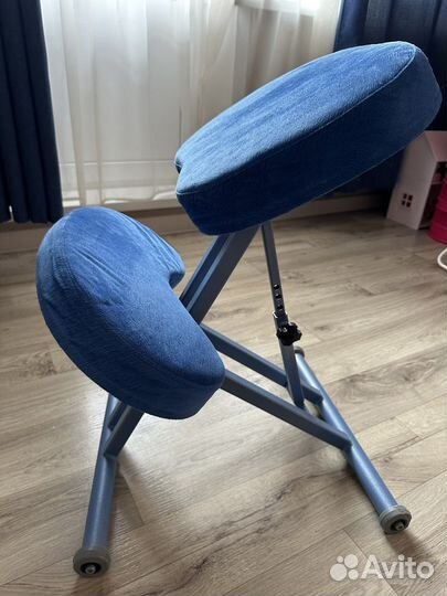 Коленный стул