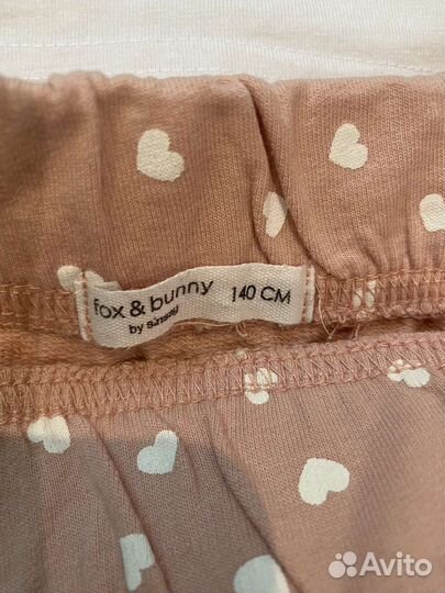 Комплект вещей на девочку 134-140