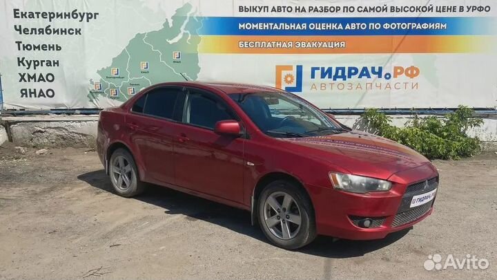 Крышка зеркала внутренняя левая Mitsubishi Lancer X (CY) 7221A169