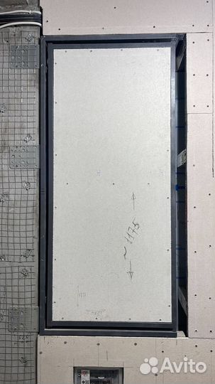 Люк ревизионный под плитку