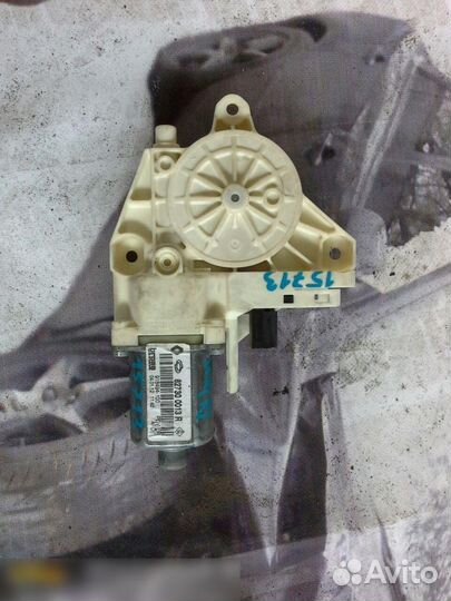 Моторчик стеклоподъемника Renault Fluence 2010