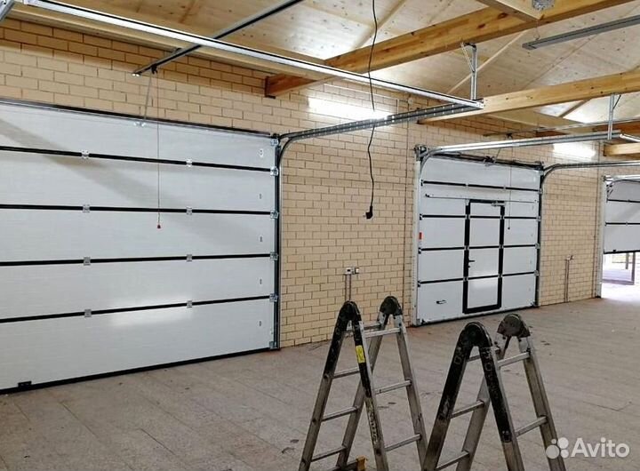 Секционные ворота