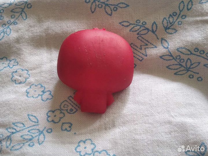 Фигурка из игры кальмара круг