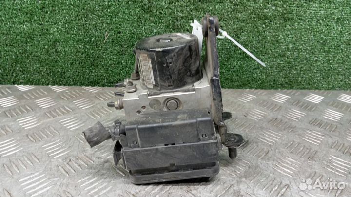 Блок abs Volkswagen Passat