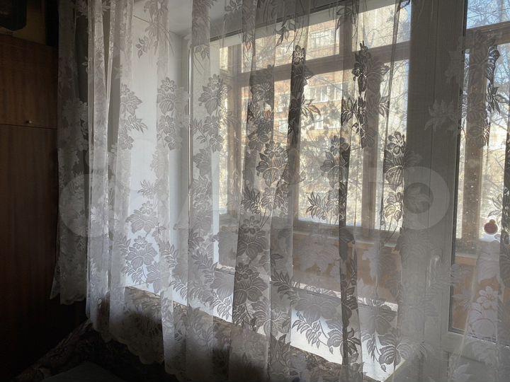 Комната 11 м² в 2-к., 3/5 эт.