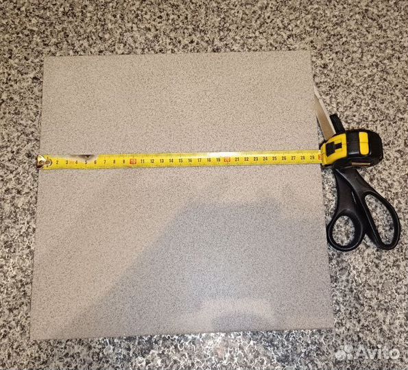 Керамическая плитка напольная серая б.у. 10кв